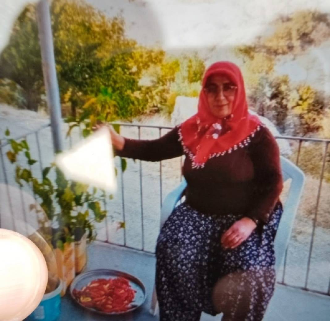 Anne-oğul 2 saat arayla vefat etti! Yokluğuna dayanamadı 1